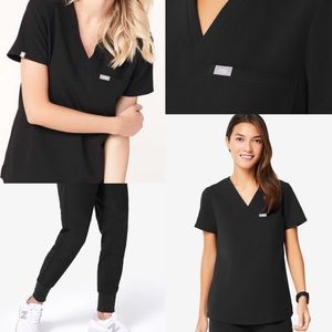 Figs Scrub Set 🖤 Catarina Top & Esteli Joggers